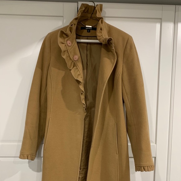 Ladies DKNY winter jacket - Picture 1 of 4